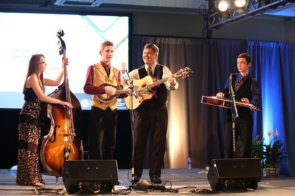 Sarah Mae & the Birkeland Boys band picture